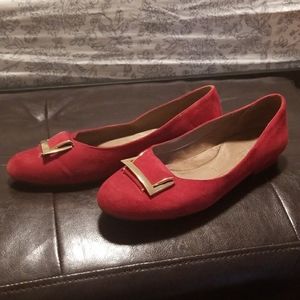 9.5W Aerosoles Good Times Red Suede Ballet Flat